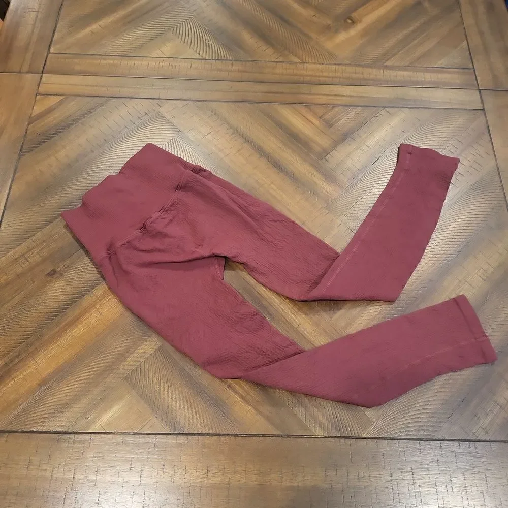 Free People NWOT Good Karma Tile Textured leggings Dark Cherry Maroon XS/S